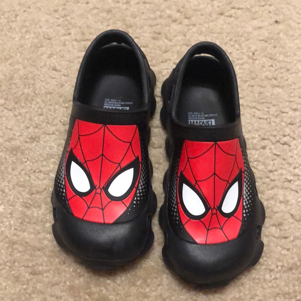 SpiderMan ‘Crocs style’ Shoes